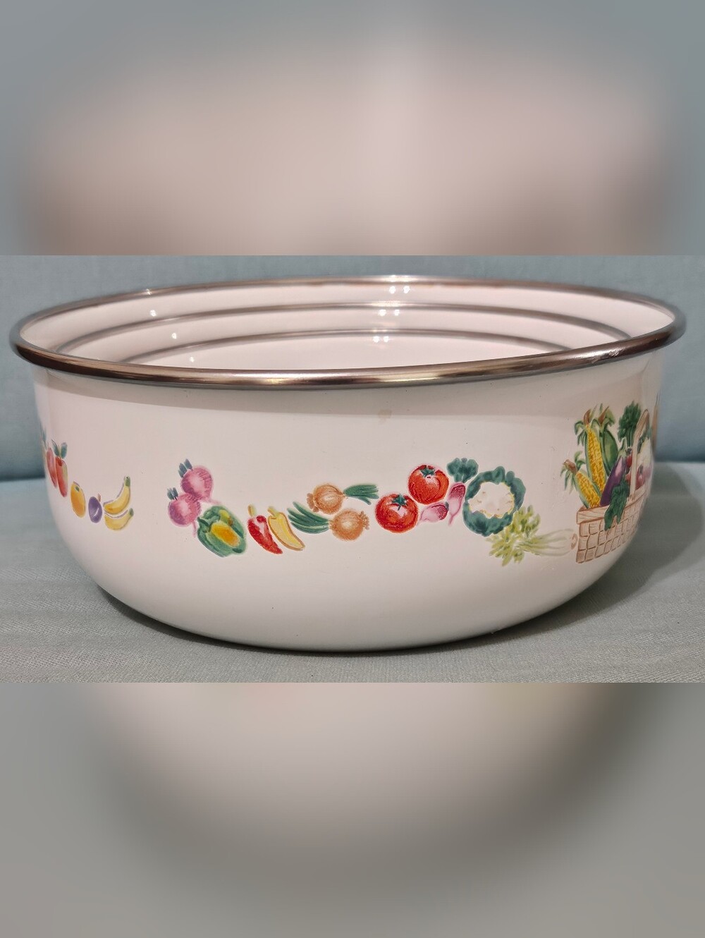 Vintage Kobe Kitchen Enamelware Nesting Bowls Fruit & Vegetable Pattern